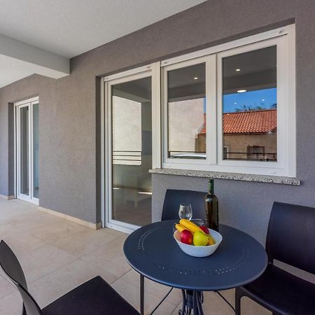 Luxury Apartments Lovorka 1 & 2**** Selce Εξωτερικό φωτογραφία