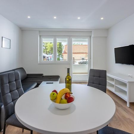 Luxury Apartments Lovorka 1 & 2**** Selce Εξωτερικό φωτογραφία