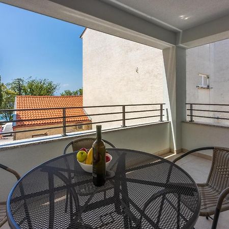 Luxury Apartments Lovorka 1 & 2**** Selce Εξωτερικό φωτογραφία