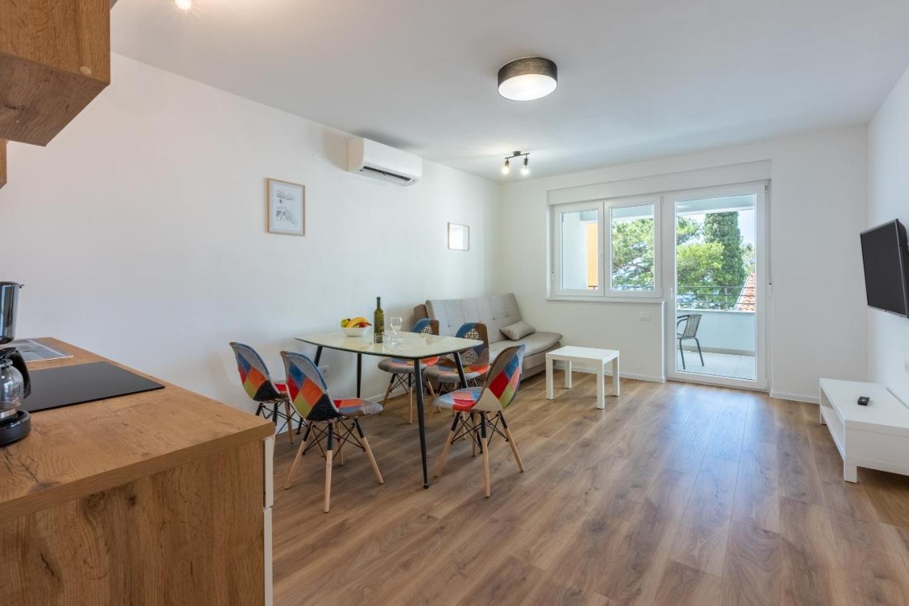 Luxury Apartments Lovorka 1 & 2**** Selce Εξωτερικό φωτογραφία