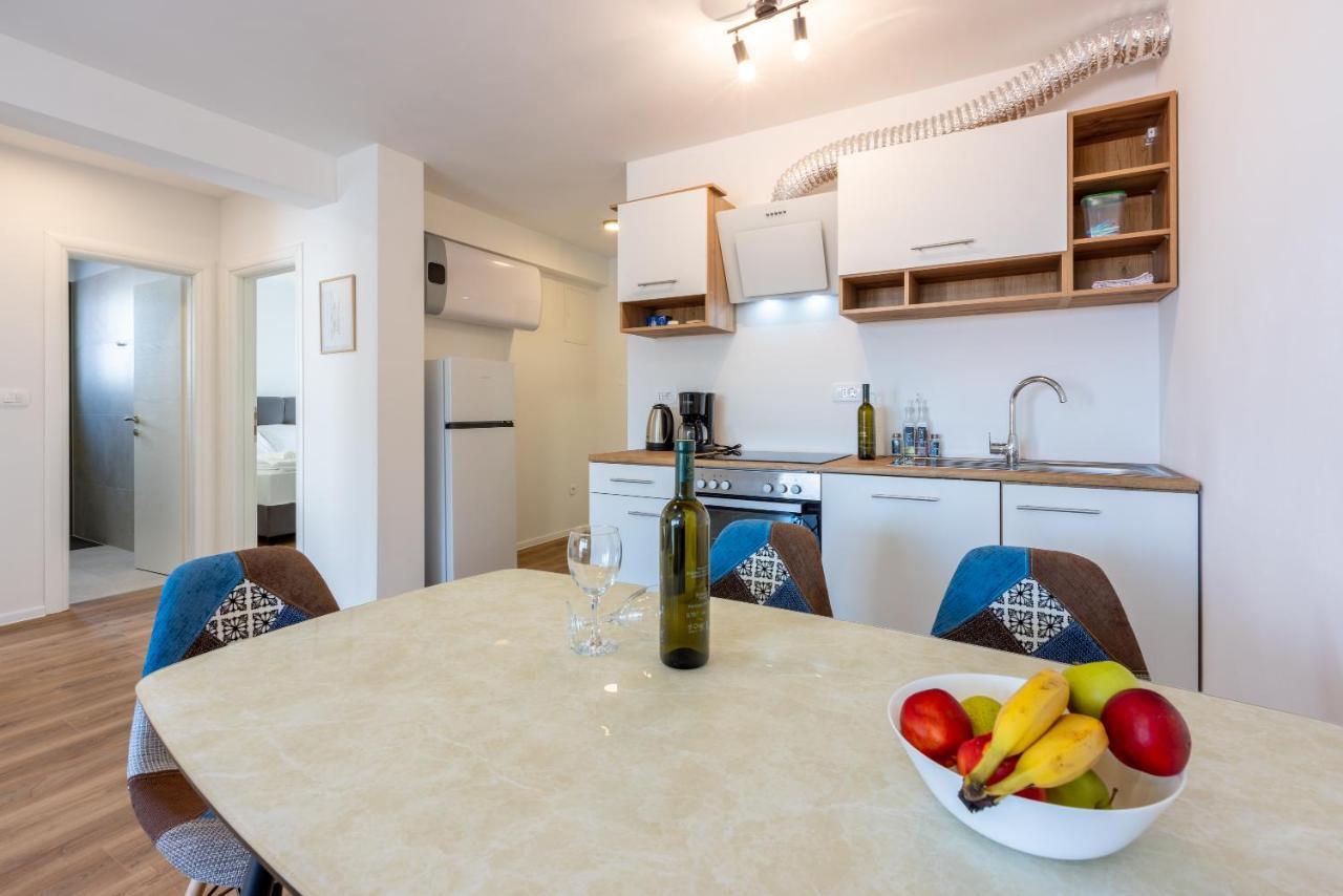 Luxury Apartments Lovorka 1 & 2**** Selce Εξωτερικό φωτογραφία