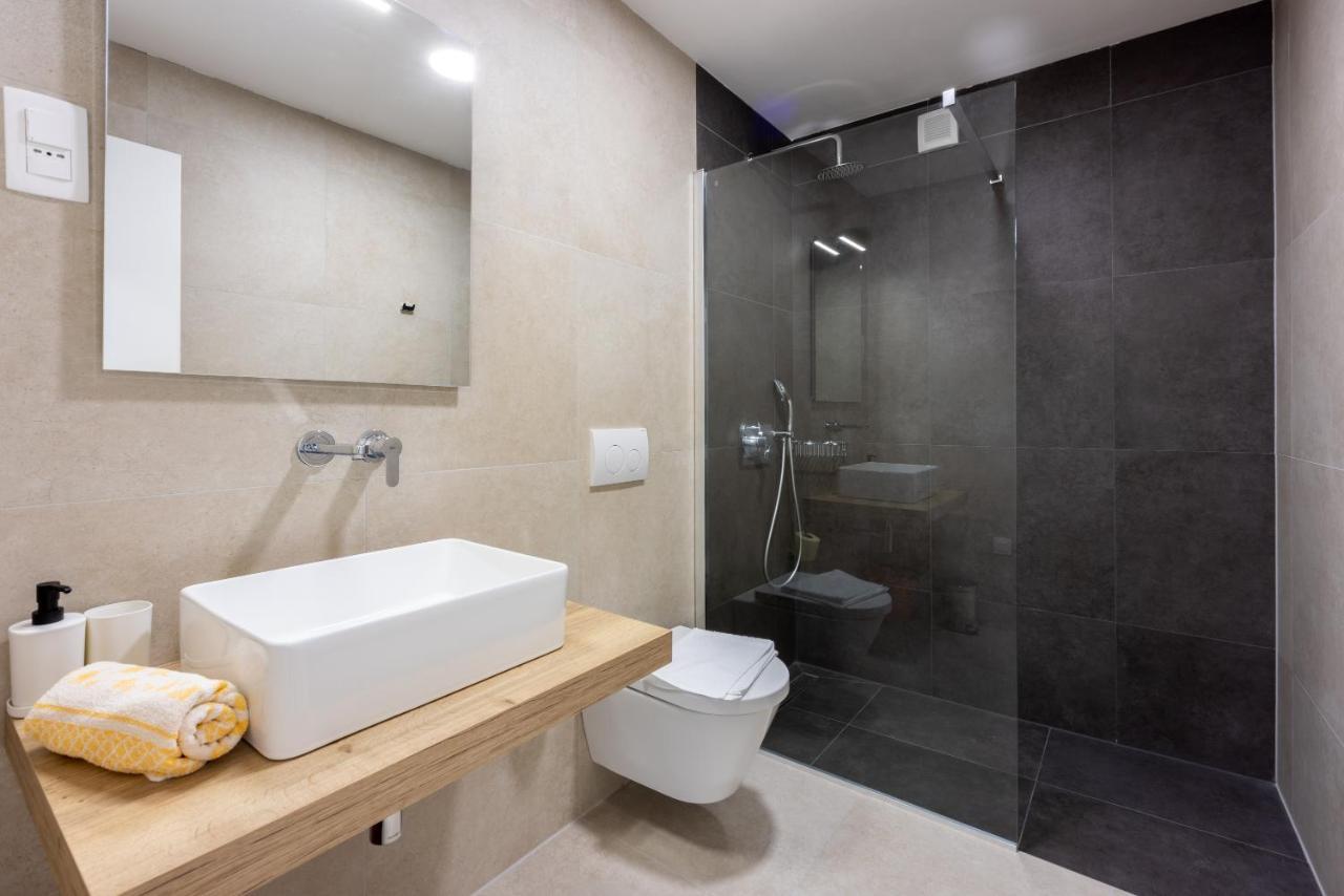Luxury Apartments Lovorka 1 & 2**** Selce Εξωτερικό φωτογραφία