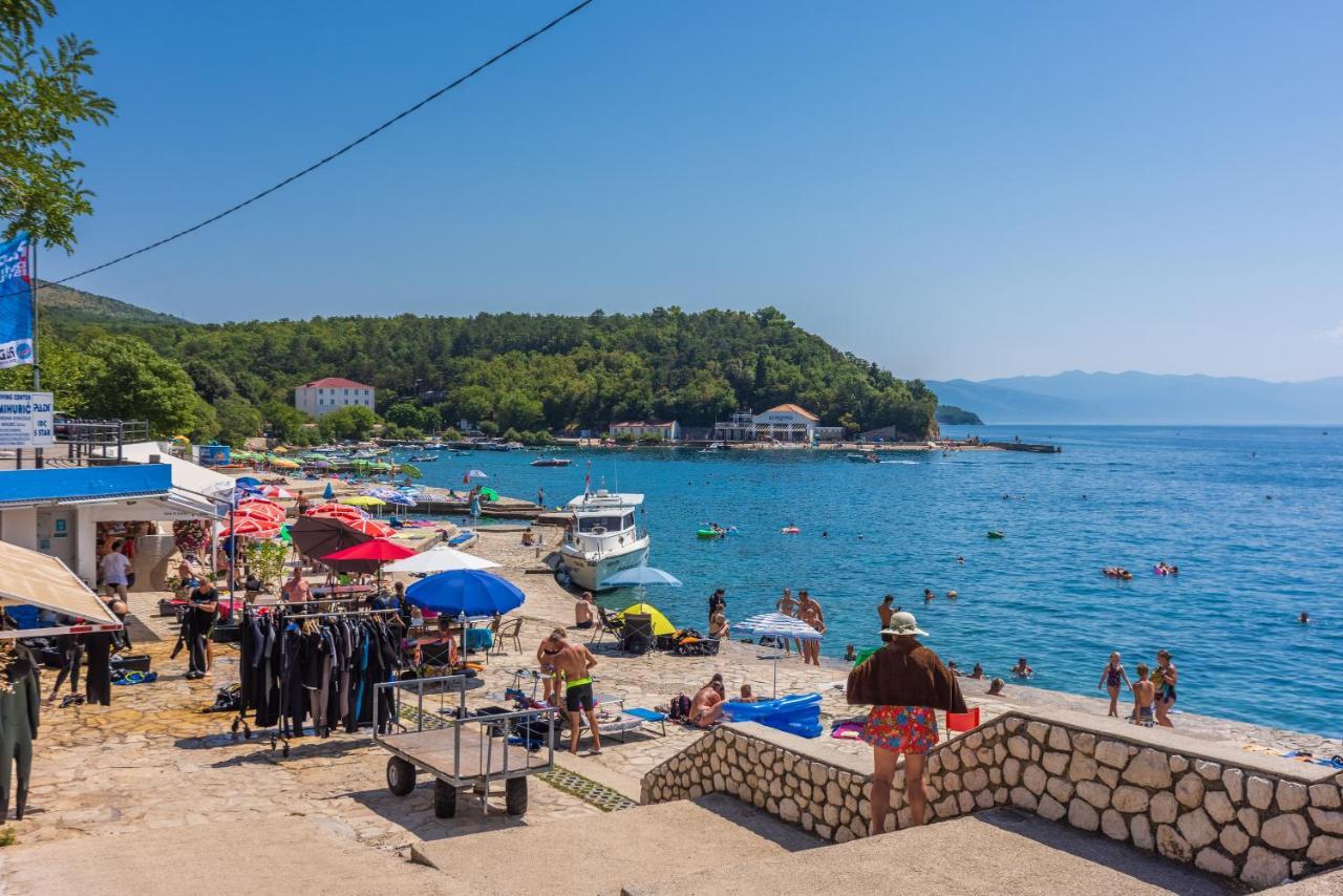 Luxury Apartments Lovorka 1 & 2**** Selce Εξωτερικό φωτογραφία