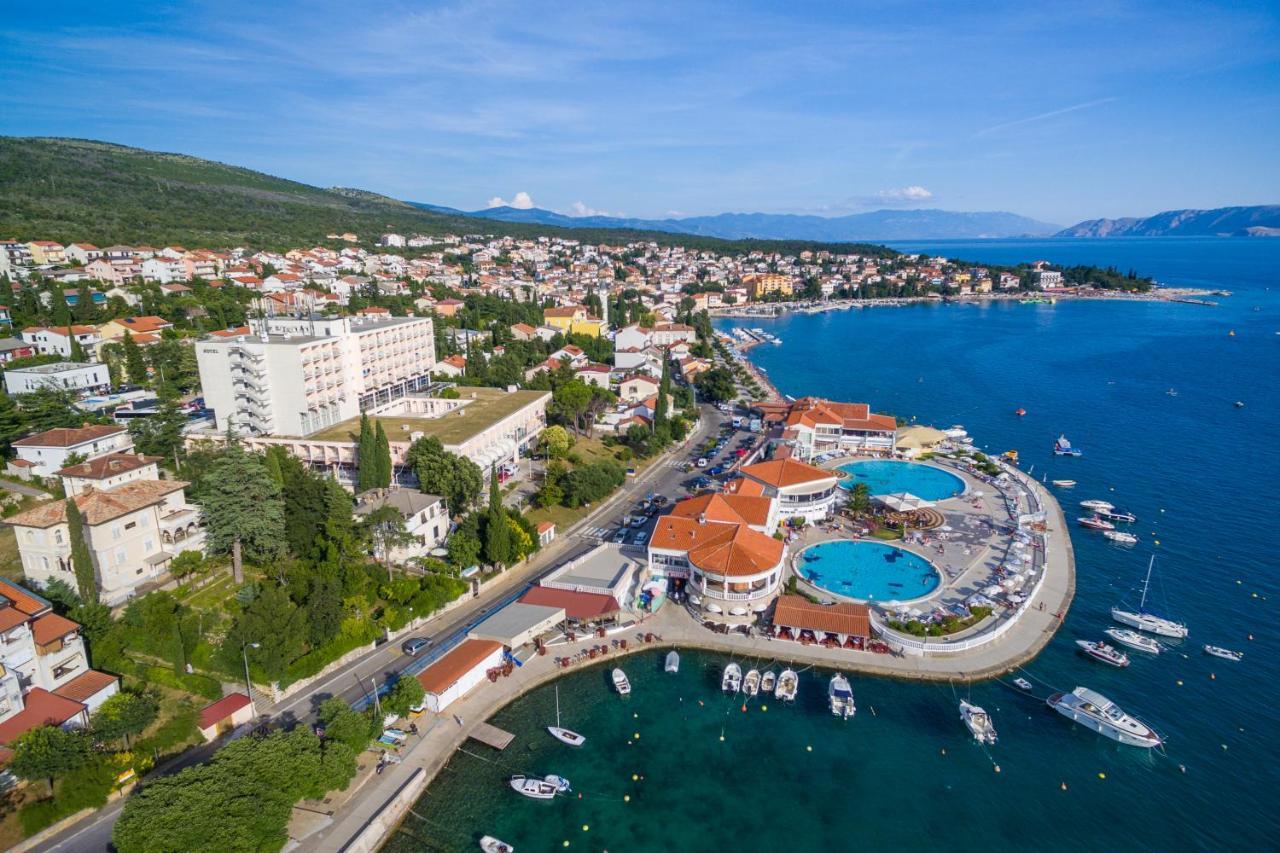 Luxury Apartments Lovorka 1 & 2**** Selce Εξωτερικό φωτογραφία