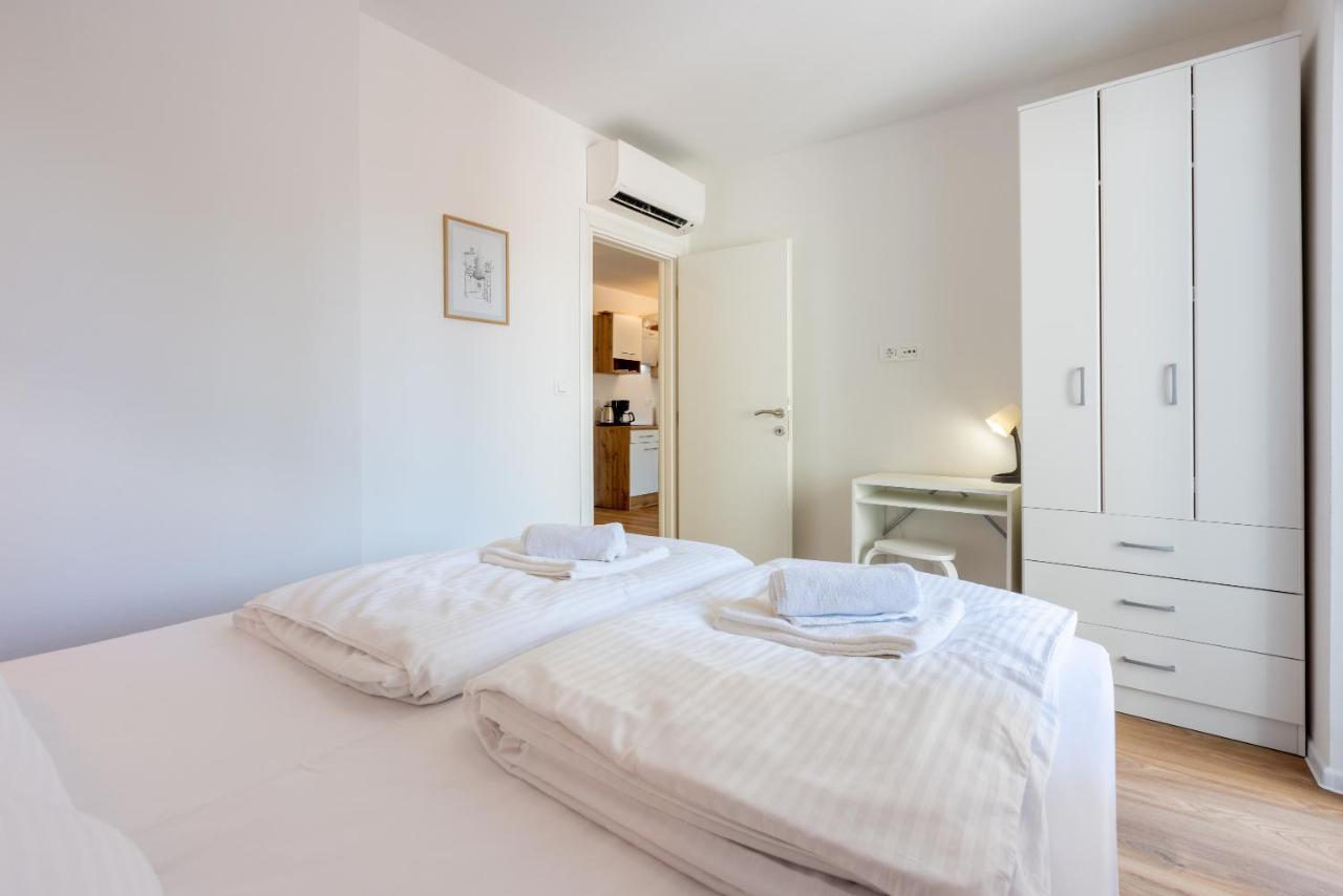 Luxury Apartments Lovorka 1 & 2**** Selce Εξωτερικό φωτογραφία
