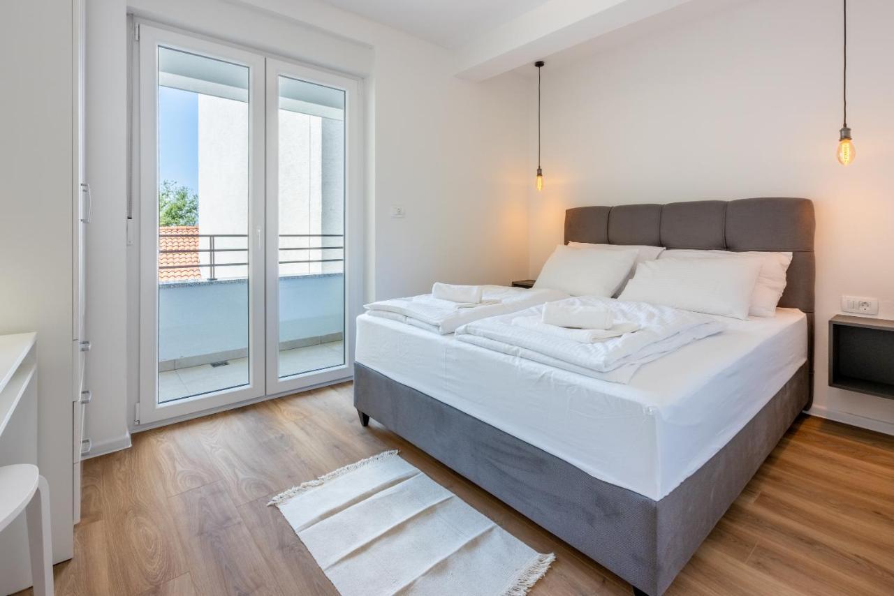 Luxury Apartments Lovorka 1 & 2**** Selce Εξωτερικό φωτογραφία